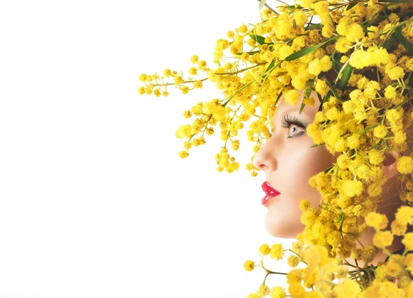 Woman mimosa beauty — Stock Photo, Image