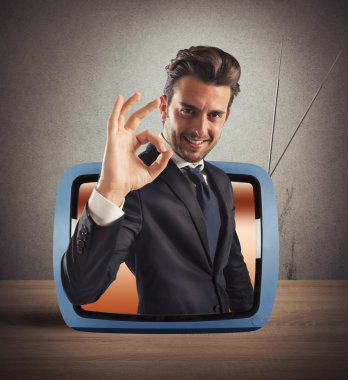 adam vintage Tv dışarı geliyor