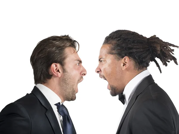 Empresários furiosos gritam uns contra os outros — Fotografia de Stock