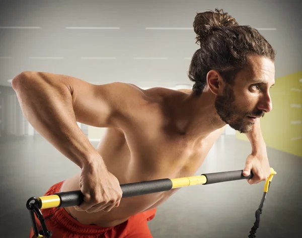 Treinamento de homens musculares — Fotografia de Stock