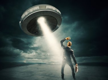 Ufo tarafından korkmuş işadamı