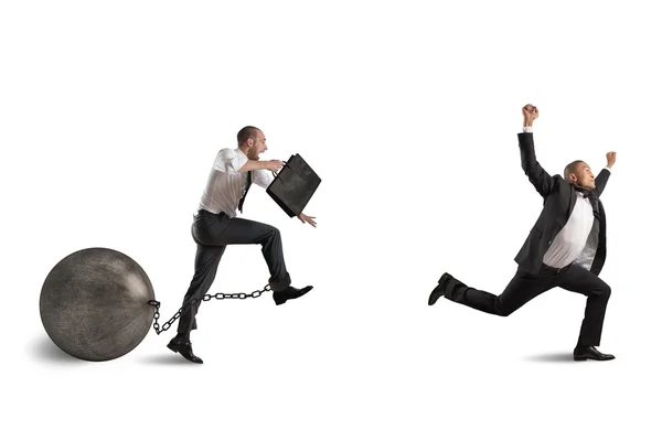 Businessman competing with a businessman with obstacle — Stock Photo, Image