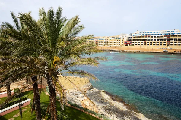 Pláž Luxusním Hotelu Malta — Stock fotografie