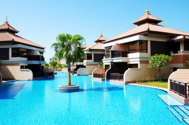 palm jumeirah insan yapımı Tay tarzı otelde lüks villalar 