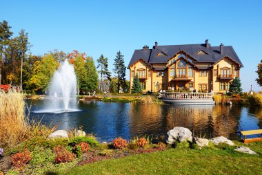 Novi Petrivtsi, Ukrayna - 14 Ekim: Çeşme ve 