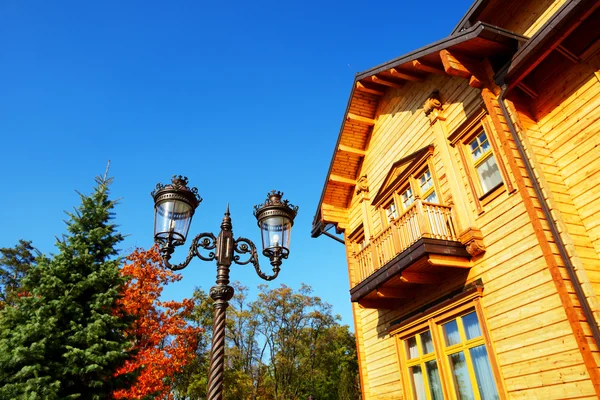 NOVI PETRIVTSI, UKRAINE - OCTOBER 14: The "Khonka" house in Mezh — Stock Photo, Image