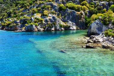 kekova Adası, Türkiye'nin kıyısında kalıntıları üzerinde