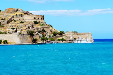 Yunanistan 'ın Girit kentindeki Spinalonga Adası' ndaki kale