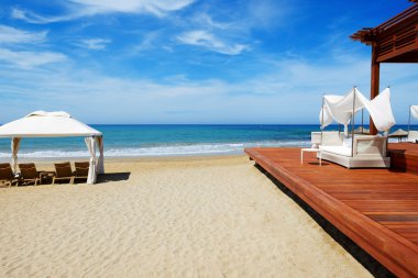 Yunanistan, Girit 'teki lüks otelin plajı.