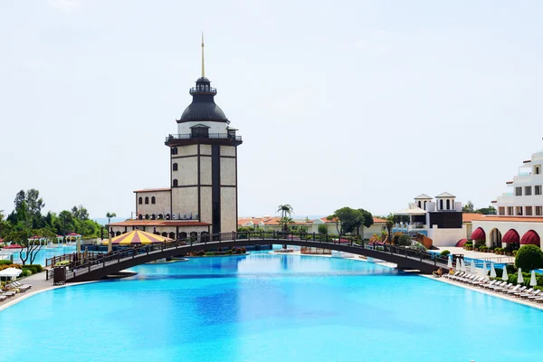 ANTALYA, TURKEY - APRIL 23: The Mardan Palace luxury hotel is co — Stock Photo, Image