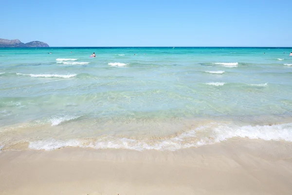 La plage près de l'hôtel de luxe, Majorque, Espagne — Photo