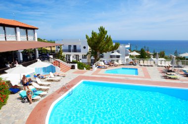 turistler kendi tatil keyfi