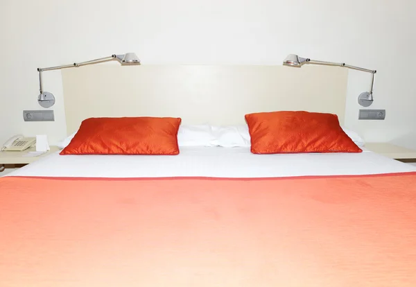 The bedroom in luxury hotel, Costa Dorada, Spain — Stock Photo, Image