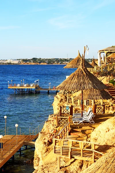 Пляж в роскошном отеле Шарм-эль-Шейх, Египет — стоковое фото
