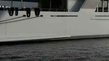 Modern yat yat Marina, Birgu, Malta üstte helikopter ile dikey kaydırma