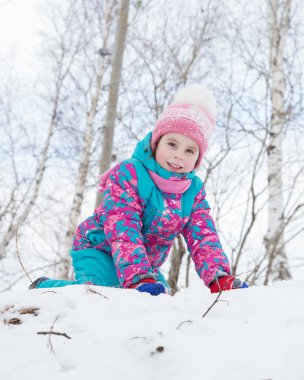 Mutlu bir çocukluk kış günü.