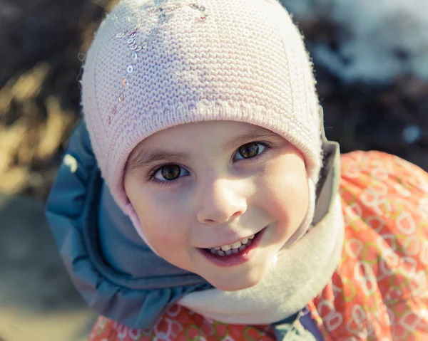 Portrait of little girl. — Stock Photo, Image