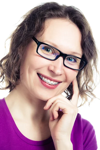 Beautiful smiling girl wearing braces. — Stock Photo, Image