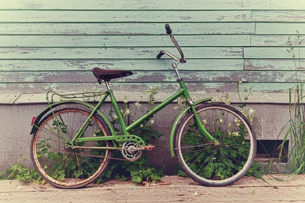Velha bicicleta retro . — Fotografia de Stock