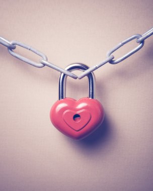 Castle bir kalp şeklinde.