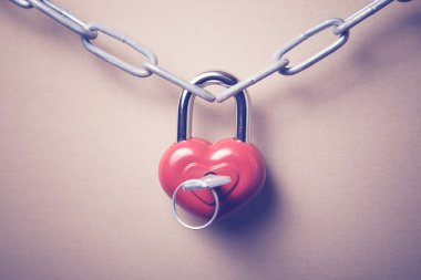 Castle bir kalp şeklinde.