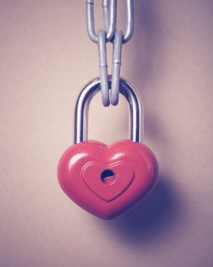 Castle bir kalp şeklinde.