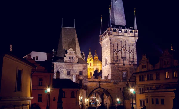 Praga à noite — Fotografia de Stock