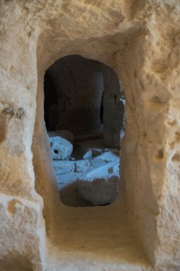 Eski mağara Harabeleri