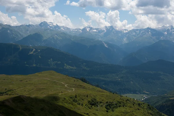 Hiking in mountain — Stock Photo, Image