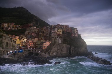 Romantik bakış Manarola Köyü 