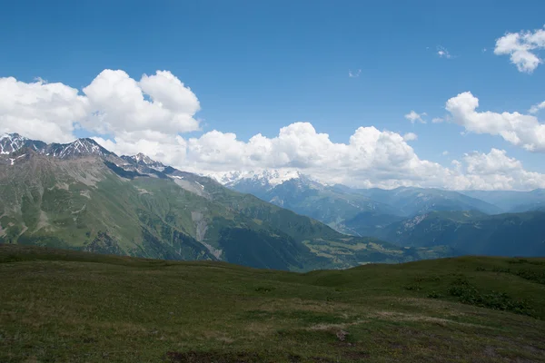 Hiking in mountain — Stock Photo, Image