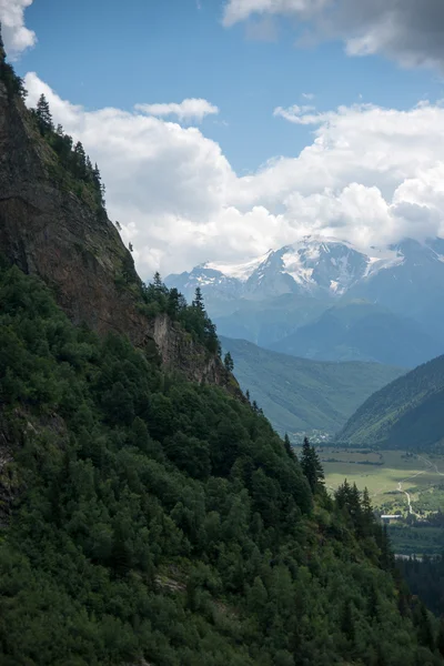 Hiking in mountain — Stock Photo, Image