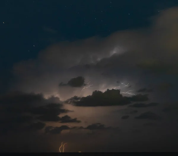 Tempestade Noturna Forças Eletricidade Natureza — Fotografia de Stock