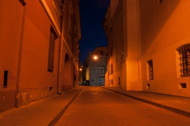 Vilnius Sokağı'nda gece