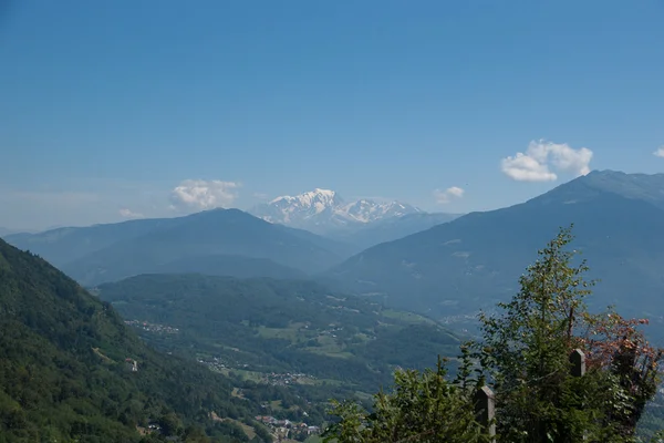 Alp dağ manzarası — Stok fotoğraf