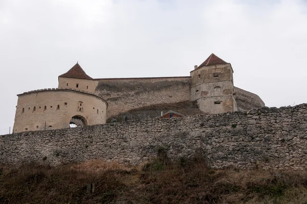Rasnov slott i Rumänien — Stockfoto