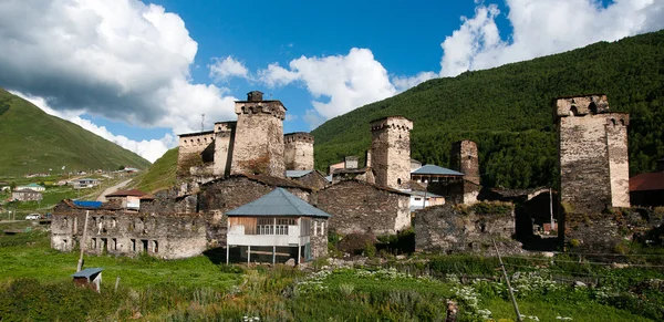 Towers in mountain village — Stock Photo, Image