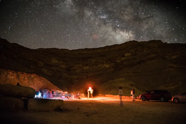 Éjszaka, csillagok alatt camping Stock Kép