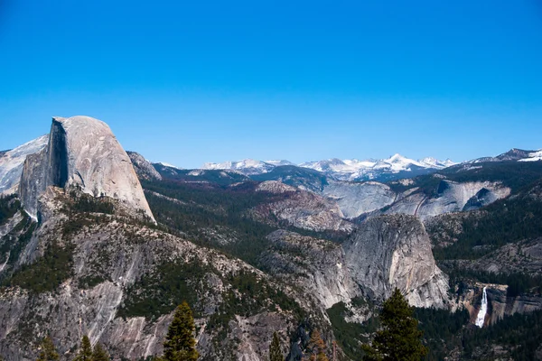 Randonnée en train panaramique à Yosemite Photo De Stock
