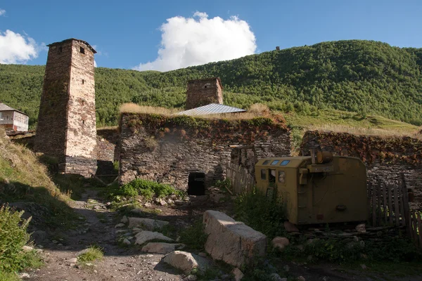 Towers in mountain village — Stock Photo, Image