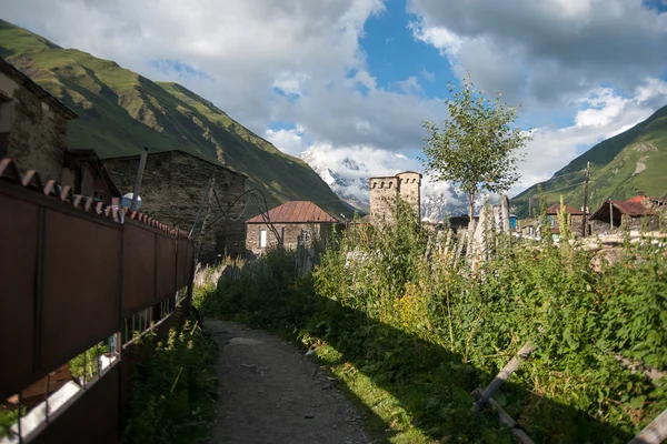 Towers in mountain village — Stock Photo, Image