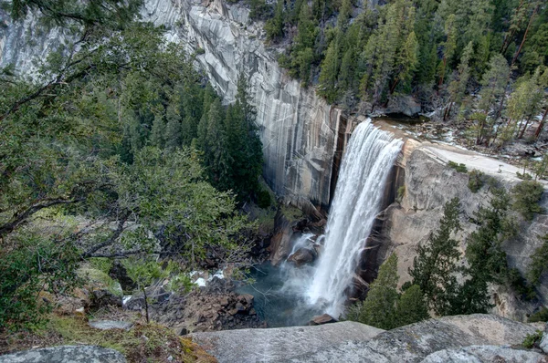 Νεβάδα τους καταρράκτες σε Yosemite — Φωτογραφία Αρχείου