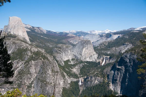 Caminhadas trem panarâmico em Yosemite — Fotografia de Stock