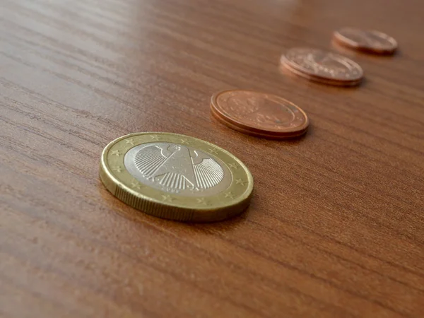 Fondo comercial con mesa y monedas —  Fotos de Stock