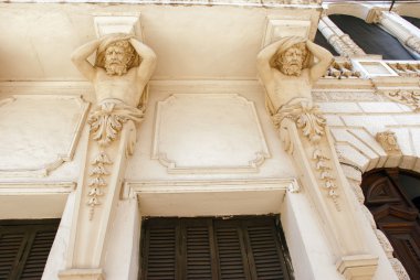 칠판 1-색깔 그림을 가진 아이 들