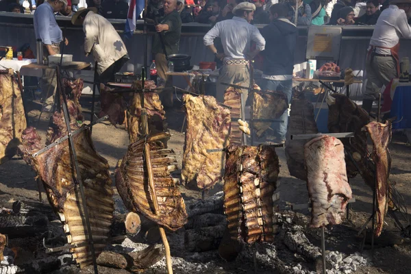 Rack de costelas assadas em cruzes 02 — Fotografia de Stock