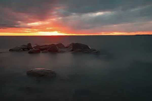 Vista Deslumbrante Pôr Sol Sobre Mar Báltico — Fotografia de Stock