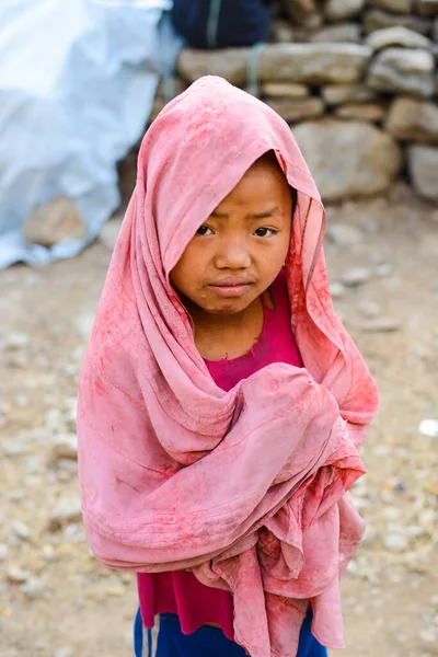 Manaslu Nepal 2014 Vida Trabajo Gente Común Aldea Imágenes de stock libres de derechos