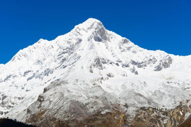 Himalayalar 'da buzullu dağ, Nepal