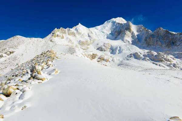 Salidas Piedra Paso Del Monte Manaslu Nepal —  Fotos de Stock